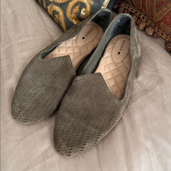 Birdies brown suede latticed size 8 1/2 flats - Picture 17 of 17